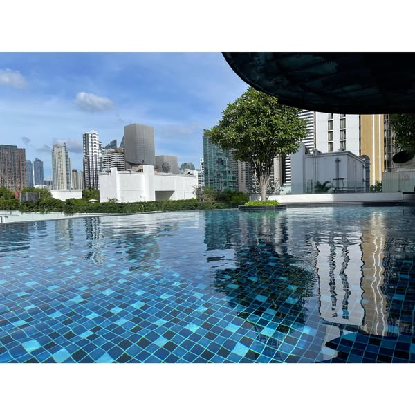 15 Sukhumvit Residences