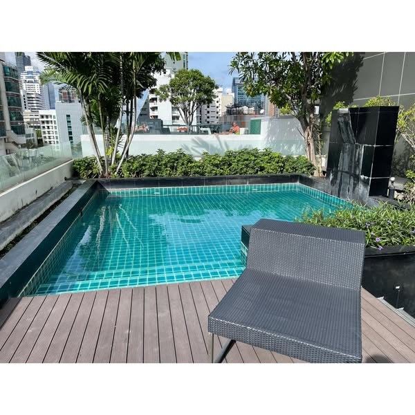 15 Sukhumvit Residences