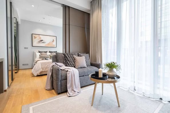 bedroom and living room of 28 Chidlom