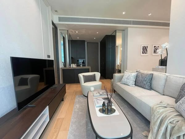 living room of 28 Chidlom