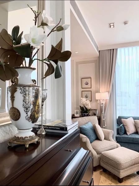 living room of 28 Chidlom