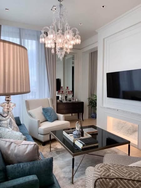 living room of 28 Chidlom