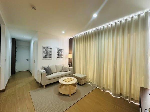 living room and bedroom and room interior of 6th Avenue Sukhumvit 15