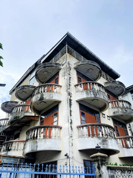 บ้านโกดัง​ ซอยเจษฎา​8/6
