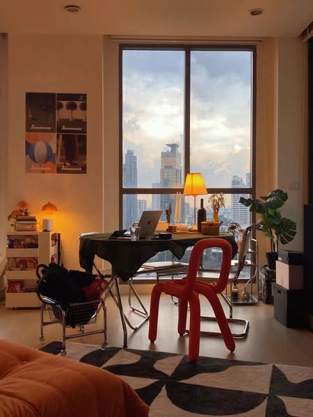 living room of AEQUA Residence Sukhumvit 49 dad no3