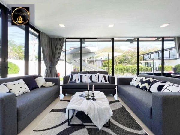 living room and room interior of พูลวิลล่ากรุงเทพ Airy Ville Bangkok