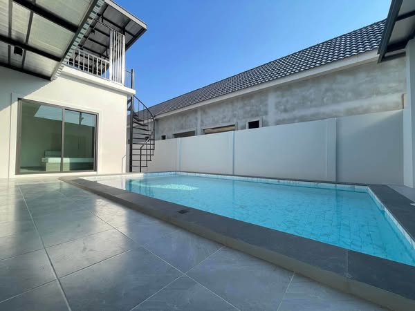 pool of พูลวิลล่ากรุงเทพ Airy Ville Bangkok