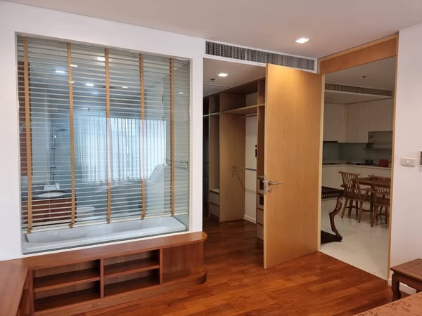 room interior of Amanta Lumphini
