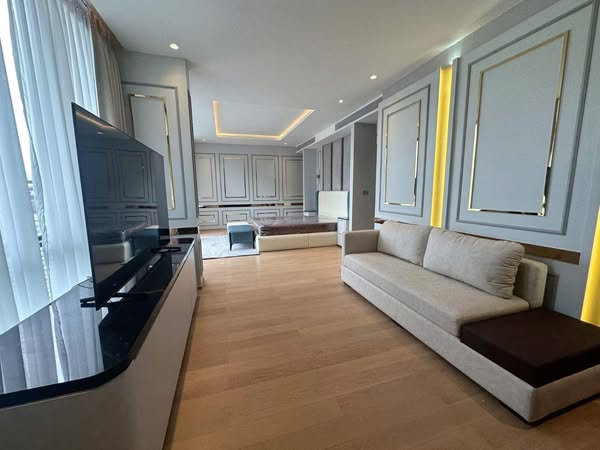living room and bedroom of Anina Villa Sathorn-Yenakart