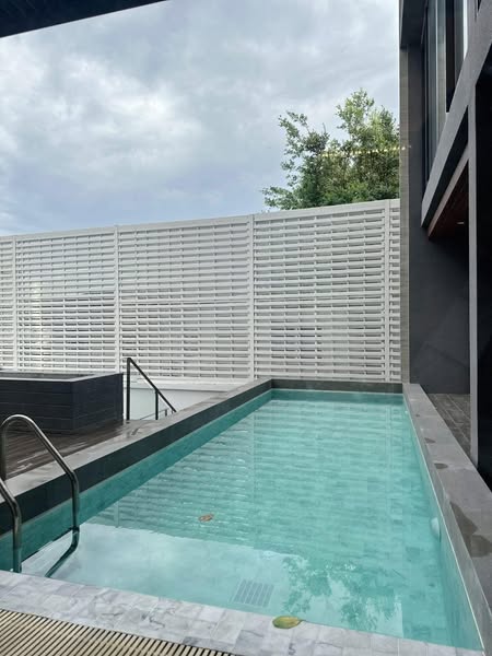 pool of Anina Villa Sathorn-Yenakart