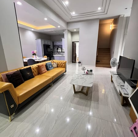living room of อาร์เทล เอกมัย-รามอินทรา | Artale Ekkamai-Ramintra