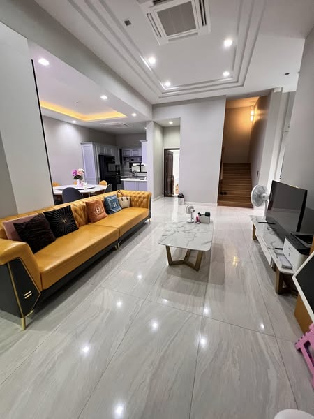 living room of อาร์เทล เอกมัย-รามอินทรา | Artale Ekkamai-Ramintra