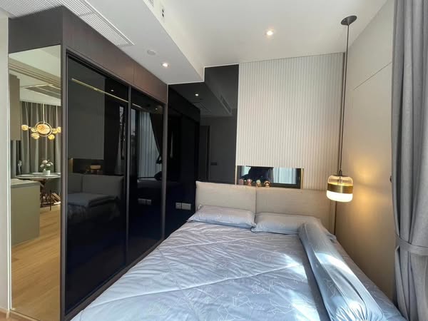 bedroom and room interior of ASHTON Asoke – Rama 9