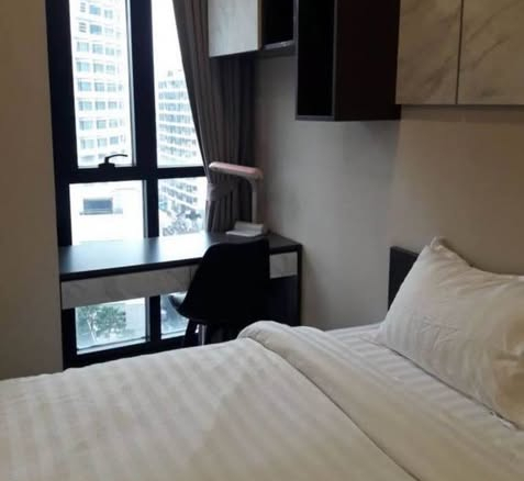 bedroom of Ashton Asoke