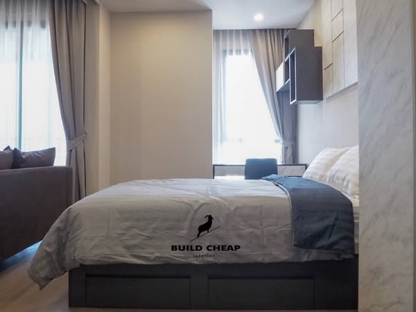 bedroom of Ashton Asoke