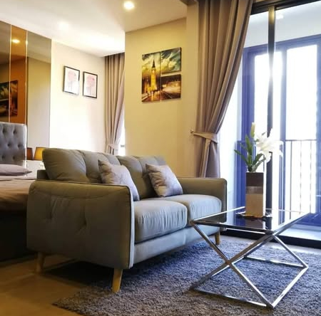 bedroom and living room of Ashton Asoke