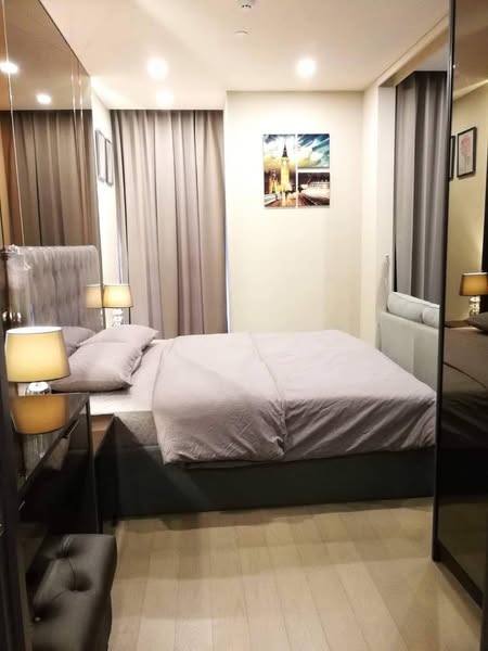 bedroom and room interior of Ashton Asoke