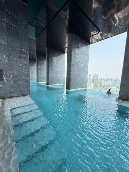 pool of Ashton Asoke