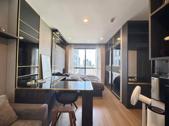 Ashton Chula-Silom