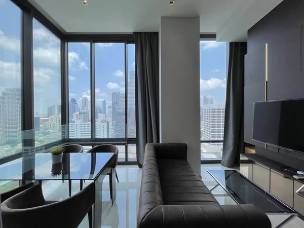 bedroom and living room of Ashton Silom
