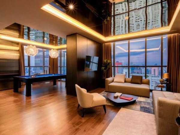 living room of Ashton Silom