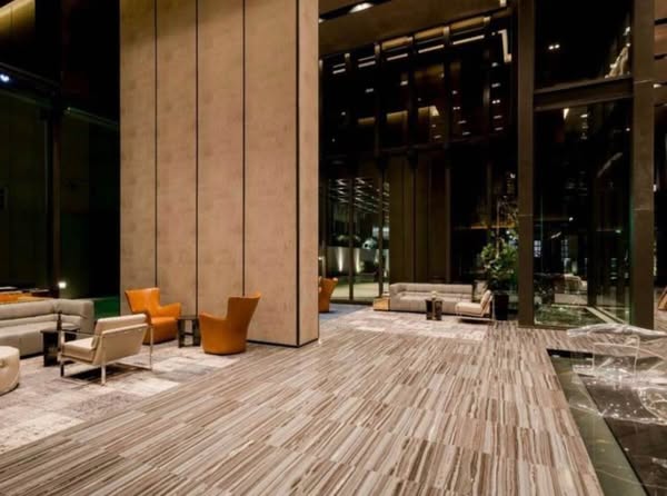 living room of Ashton Silom