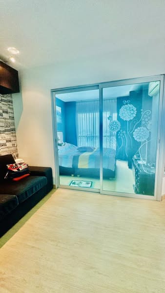 bedroom and room interior of Aspire Rama 4