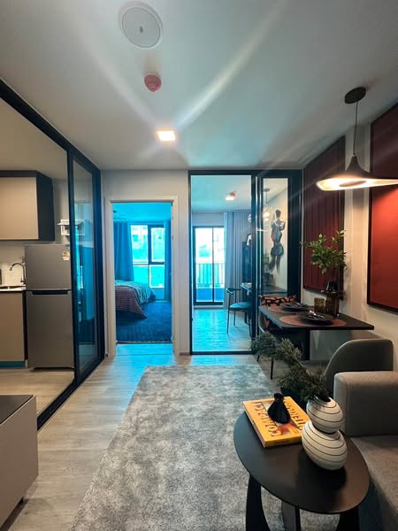 living room and room interior of Atmoz Palacio Ladprao Wanghin | แอทโมซ พาลาซิโอ ลาดพร้าว วังหิน