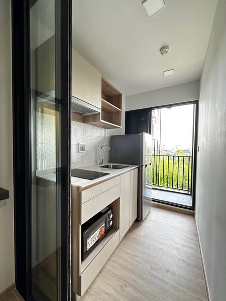 room interior and kitchen of Atmoz Season Ladkrabang