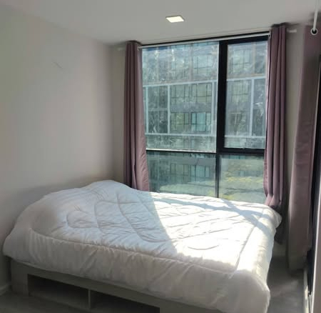 bedroom and room interior of Atmoz Tropicana Bangna