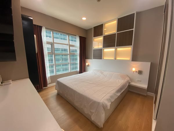 bedroom of Baan Klang Krung Siam-Pathum Wan