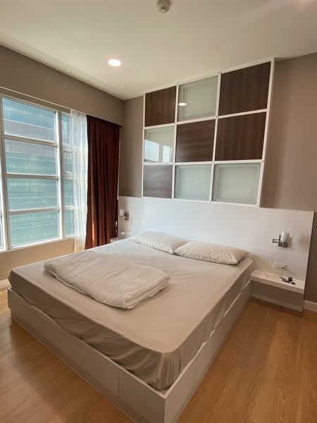bedroom of Baan Klang Krung Siam-Pathum Wan