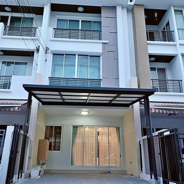 Baan Klang Muang S-Sense Rama 9-Ladprao