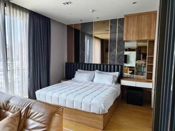 bedroom of BEATNIQ
