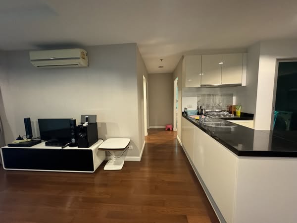 kitchen of Belle Grand Rama 9