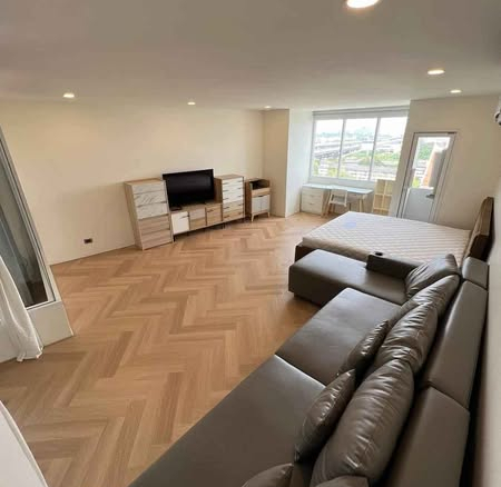 bedroom and living room and room interior of Benjasri Vibhavadi Building