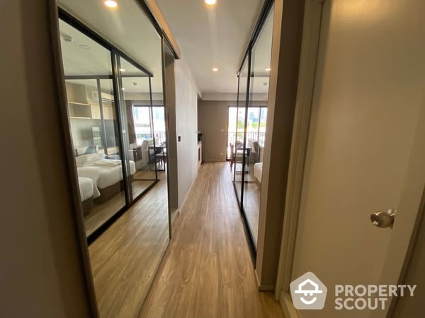 room interior of Blossom Condo Sathon-Charoen Rat