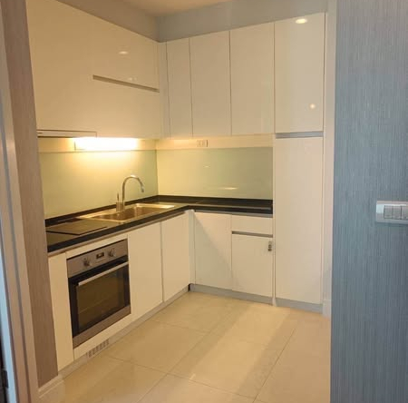 kitchen of Bright Sukhumvit 24