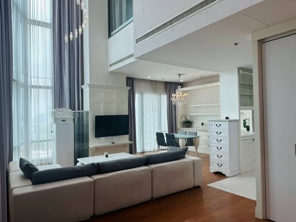 living room and room interior of Bright Sukhumvit 24