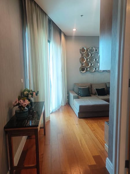 living room and room interior of Bright Sukhumvit 24