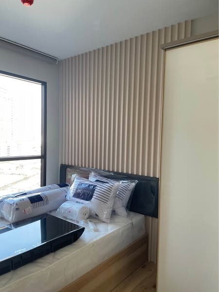 bedroom and bathroom of Brix Condominium Charan 64