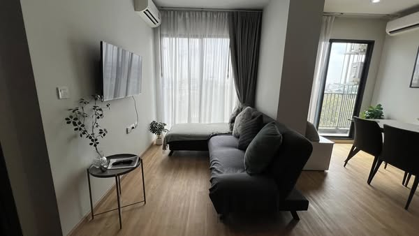 living room and bedroom of C Ekkamai Condominium