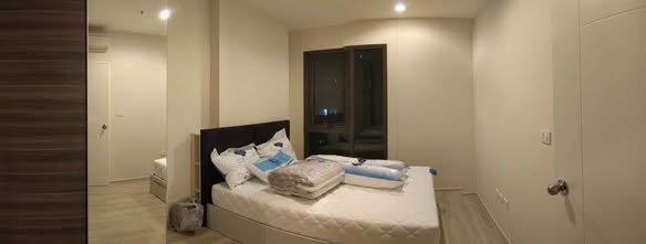bedroom of Centric Huai Khwang Station