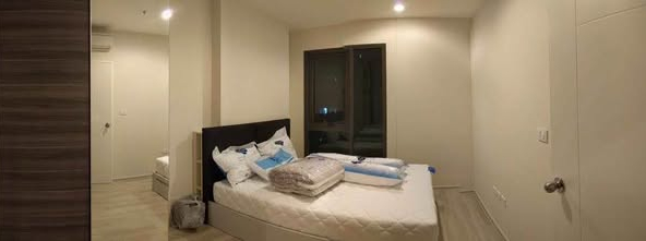 bedroom of Centric Huai Khwang Station