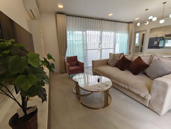 living room of Chaiyaphruek Village
