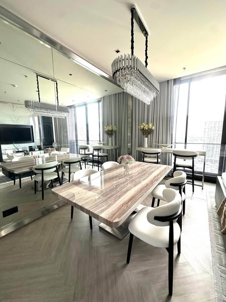 room interior of Chapter Charoennakhon–Riverside