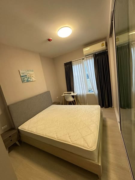 bedroom of Chapter One Eco Ratchada-HuaiKhwang