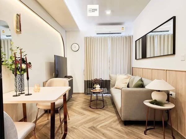 living room of CHAPTER THONGLOR 25