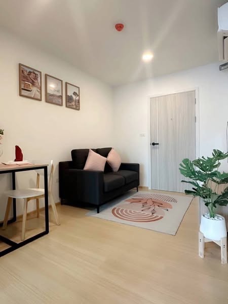 living room of Chewathai Hallmark Ladprao – Chokchai 4