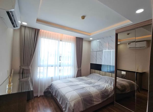 bedroom of Condo U @ Huamak Station, building A